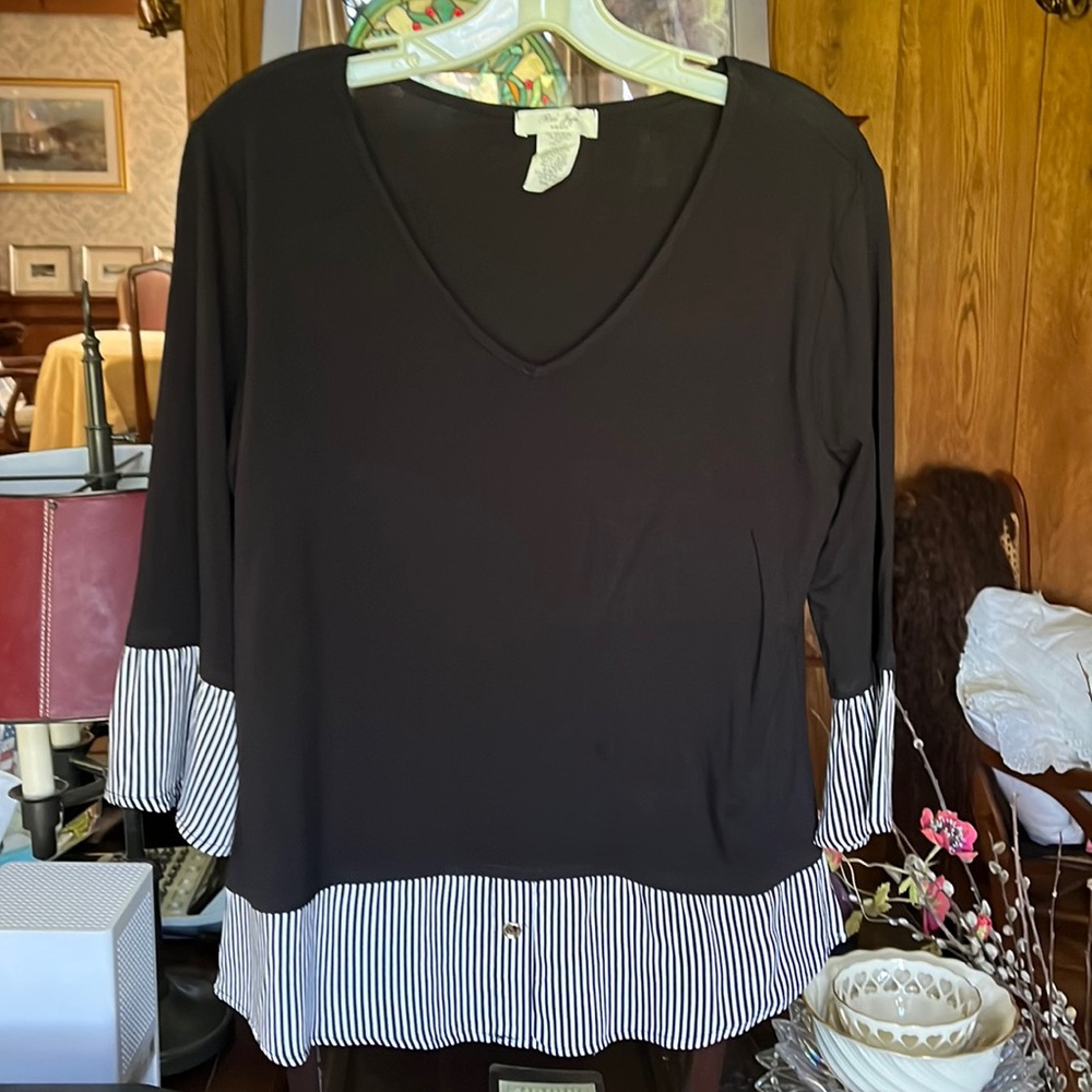 Black with contrast sleeves and hem